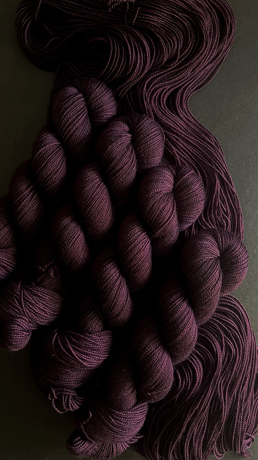 Stillness | Aubergine
